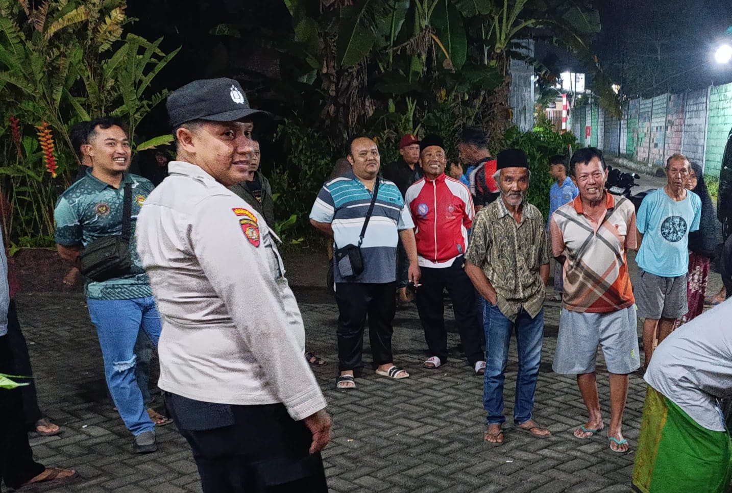 Laporan Warga, Polisi Datangi Kafe di Malang yang Dinilai Ganggu Ketertiban