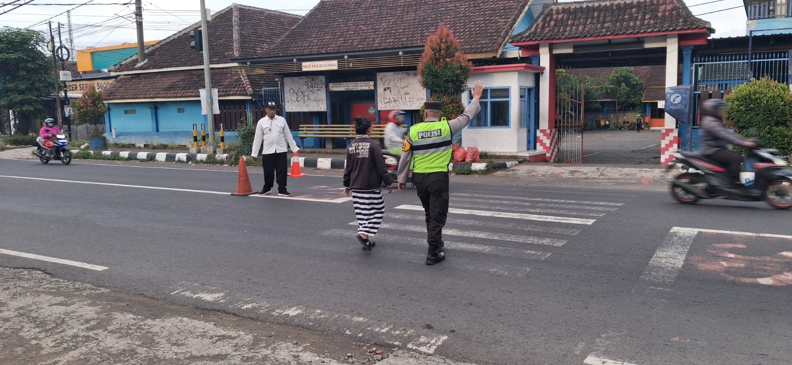 Polisi di Malang Perkuat Patroli Pagi, Dukung Kelancaran Aktivitas Warga