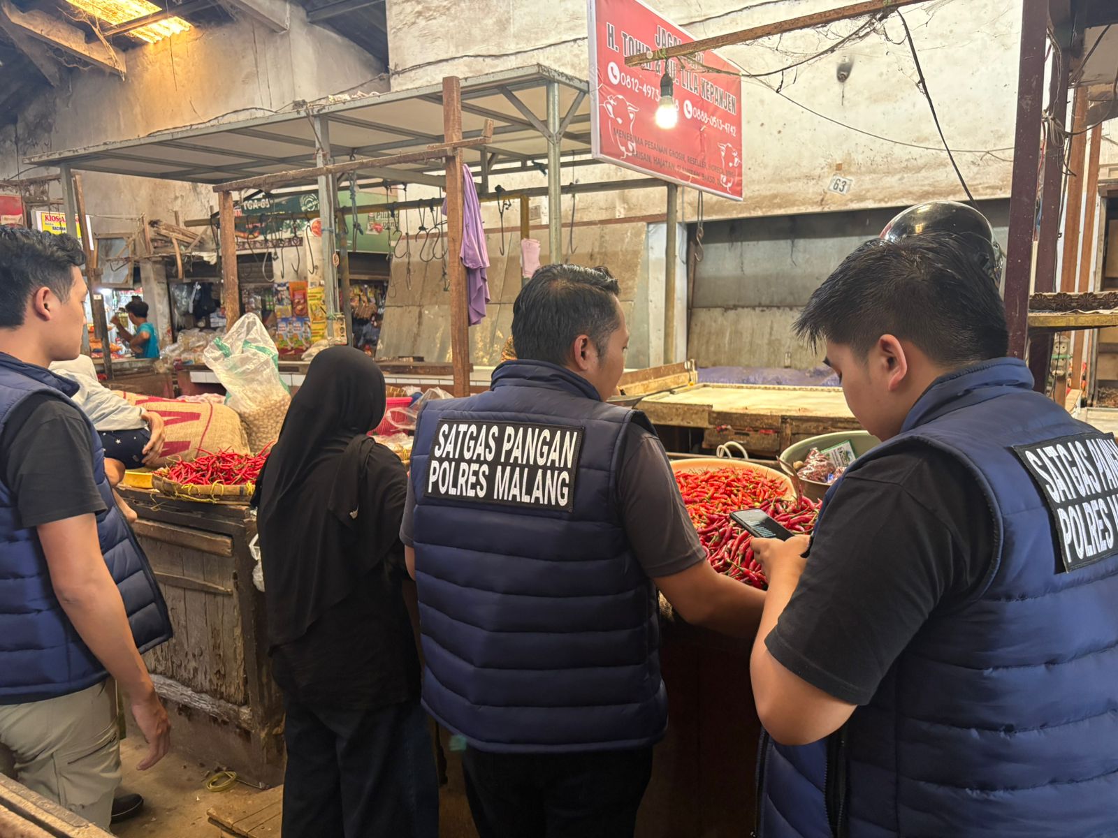 Satgas Pangan Polres Malang Turun ke Pasar, Harga Bapokting Dipastikan Aman Jelang Ramadan