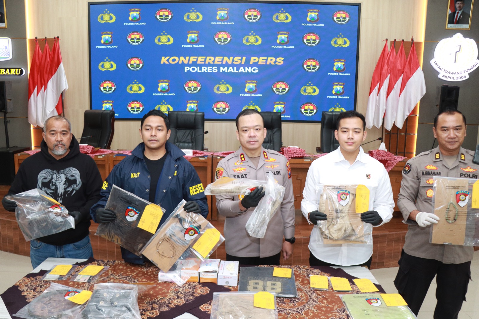 Polres Malang Ungkap Pembunuhan Remaja 17 Tahun di Jabung, Pelaku Cekik Korban lalu Kubur di Tepi Sungai