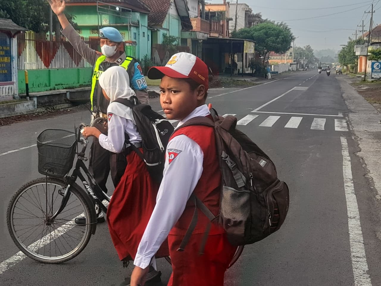 Polres Malang Tingkatkan Patroli Pagi, Pastikan Keselamatan Anak Sekolah