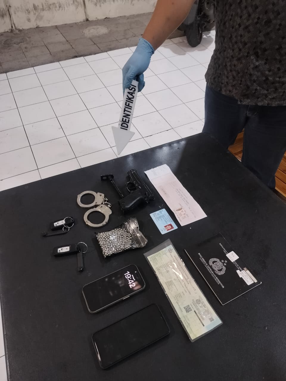 Ancam Sebar Video dan Pamer Airsoft Gun, Pria Ini Diciduk Polisi