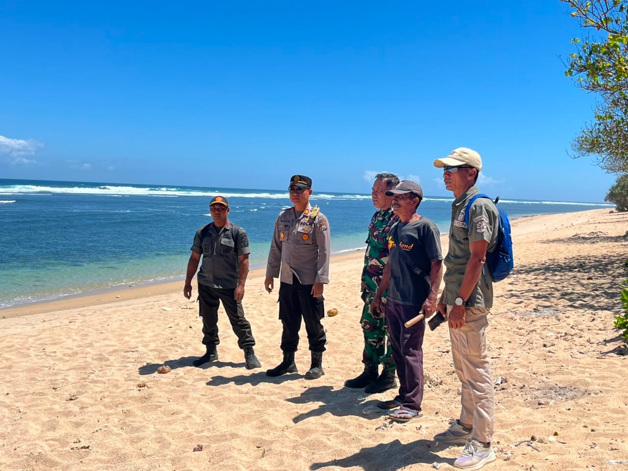 Polres Malang Tingkatkan Patroli Wisata Pantai Saat Libur, Ingatkan Pengunjung Tak Berenang