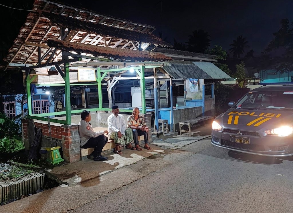 Saat Warga Beristirahat, Polisi Malang Patroli Jaga Keamanan Permukiman